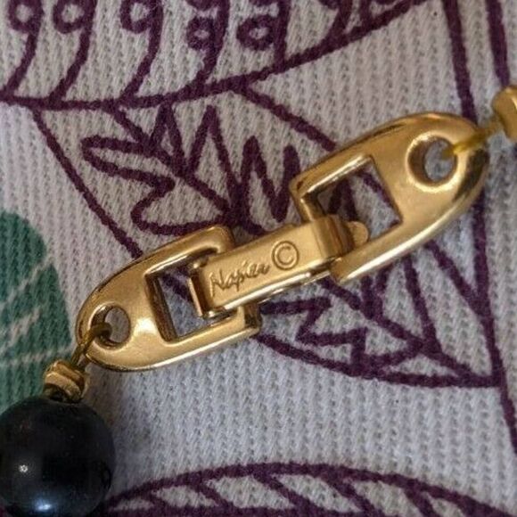 Napier Black & White Beaded Gold Tone Necklace Signed Vintage 24''‎ - Picture 4 of 5